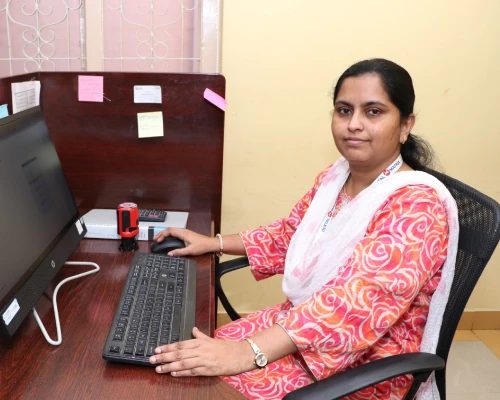 Saira P - Finance Executive